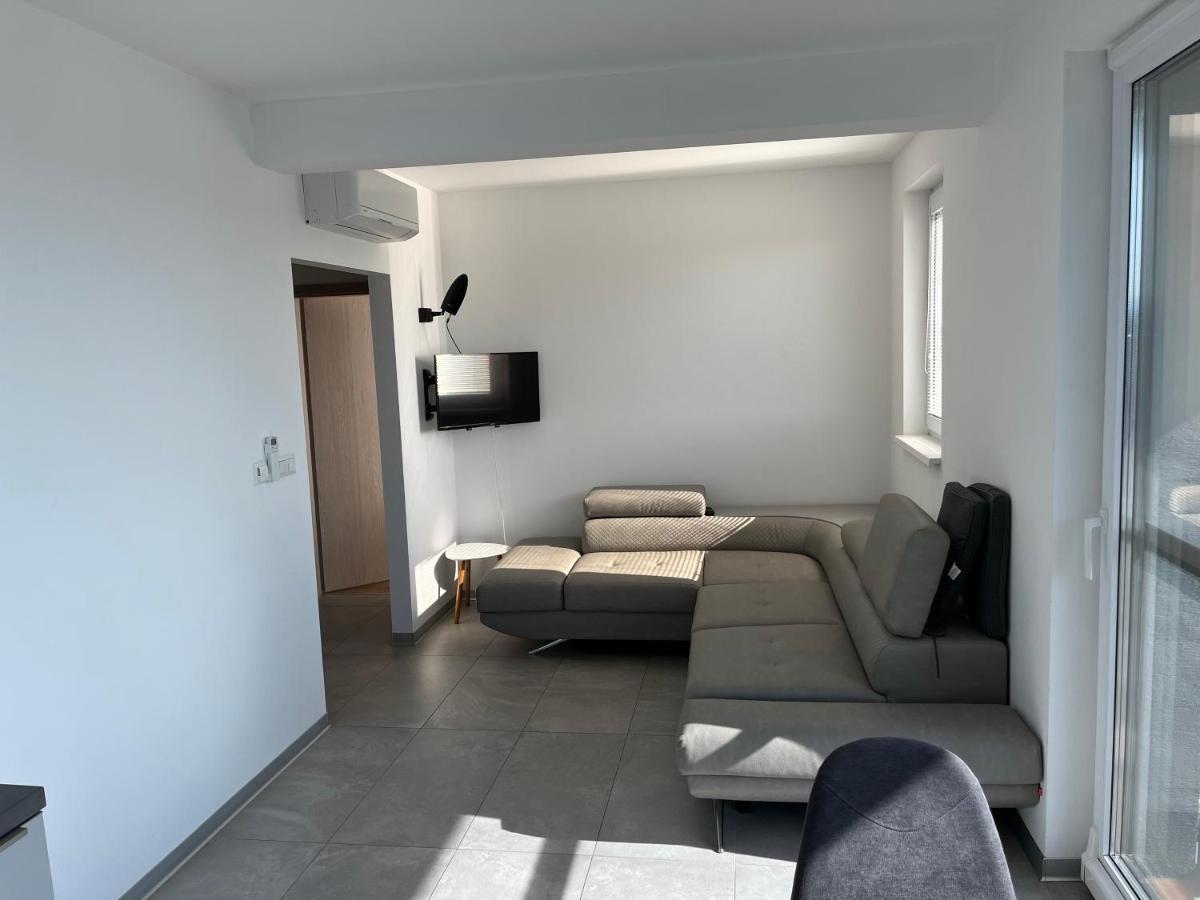 Apartment Sun Lakes - Sever 세네츠 외부 사진